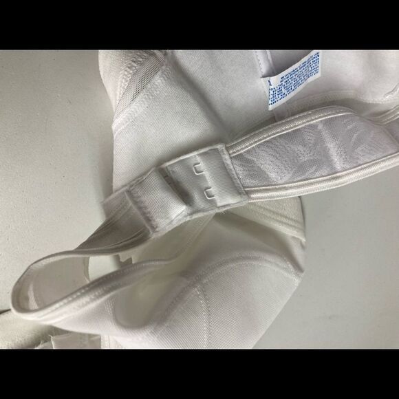 PLAYTEX, 18 Hour White Bra, Sz 36D, No Underwire, Hook & Eye front closure, - Picture 8 of 11
